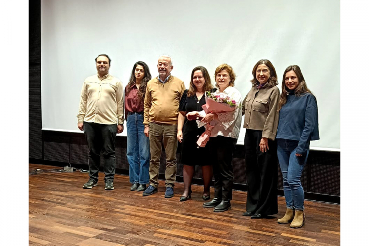 "Erken Müdahale ile Güçlü Bir Gelecek: Erken Çocuklukta Özel Eğitim Programları"